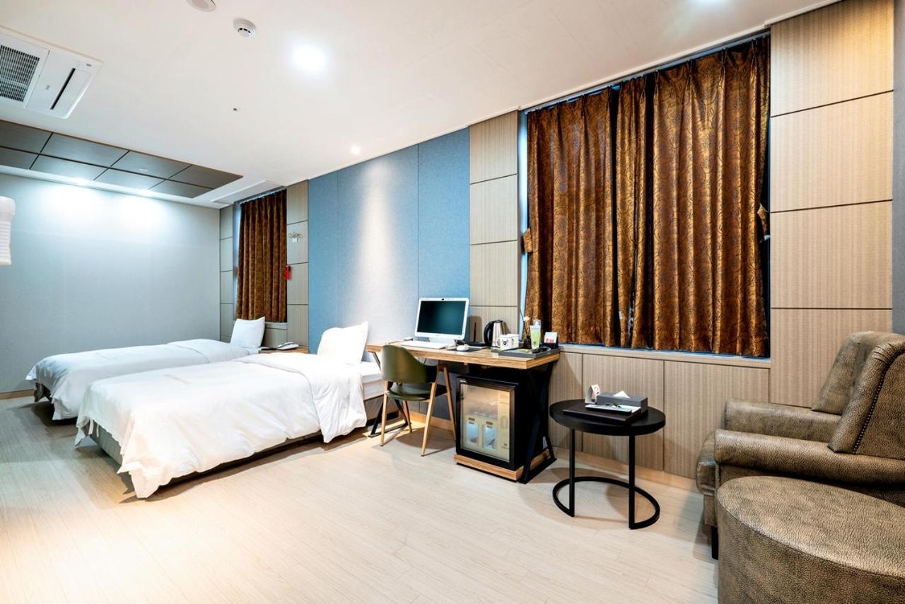 Siheung Seoul Tourist Hotel Ngoại thất bức ảnh